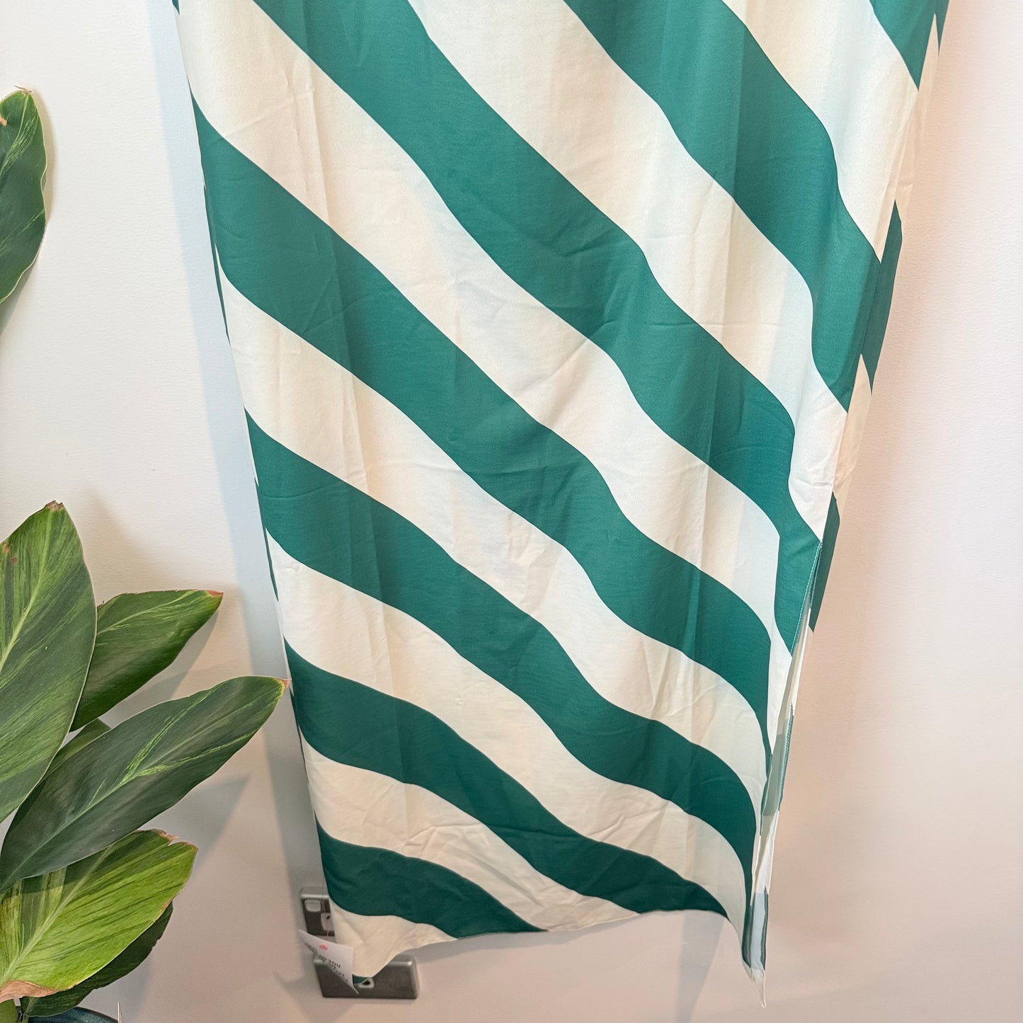 Asos design striped midi dress – green & white – size 12 - dresses top women’s apparel
