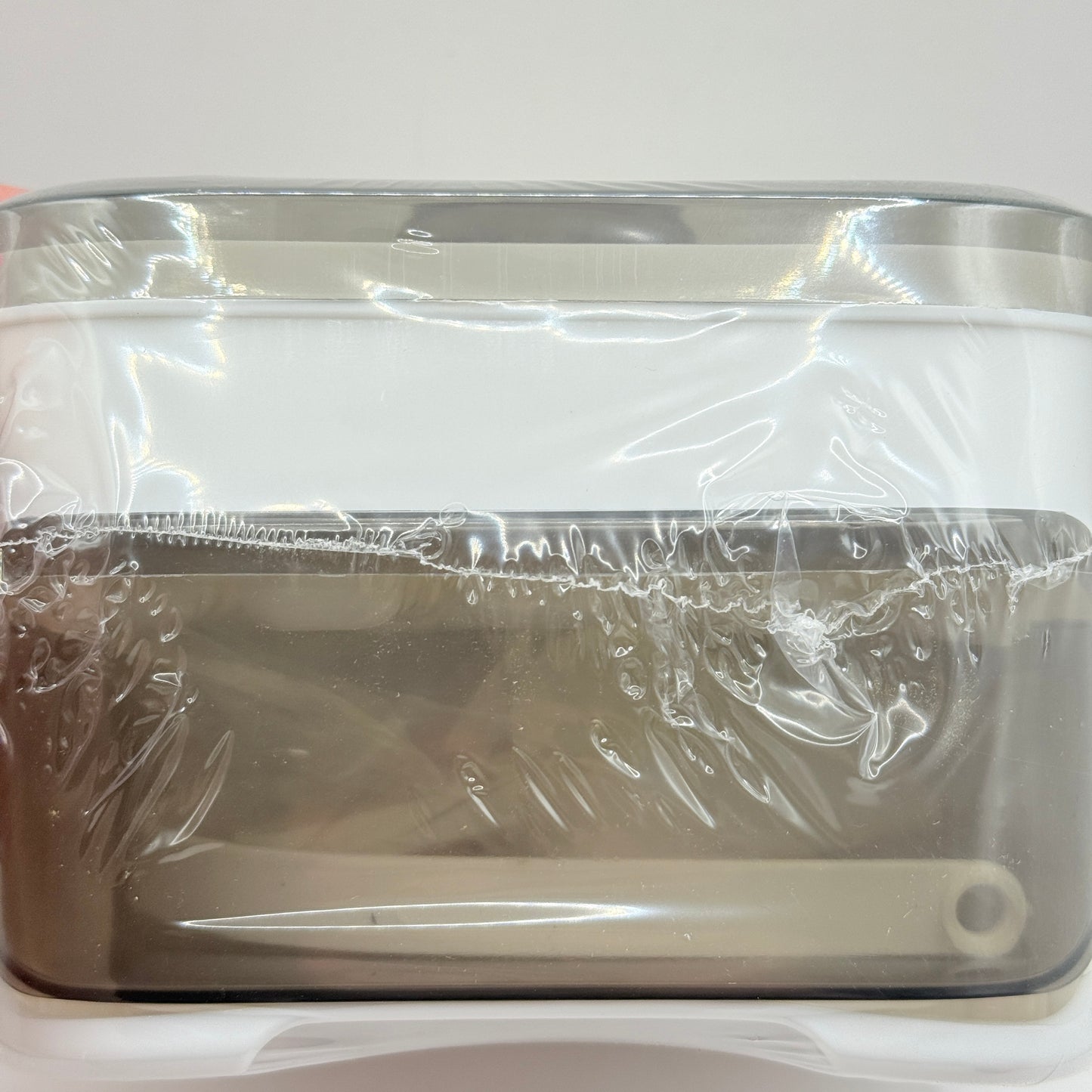 Portable Ice Cube Maker Container