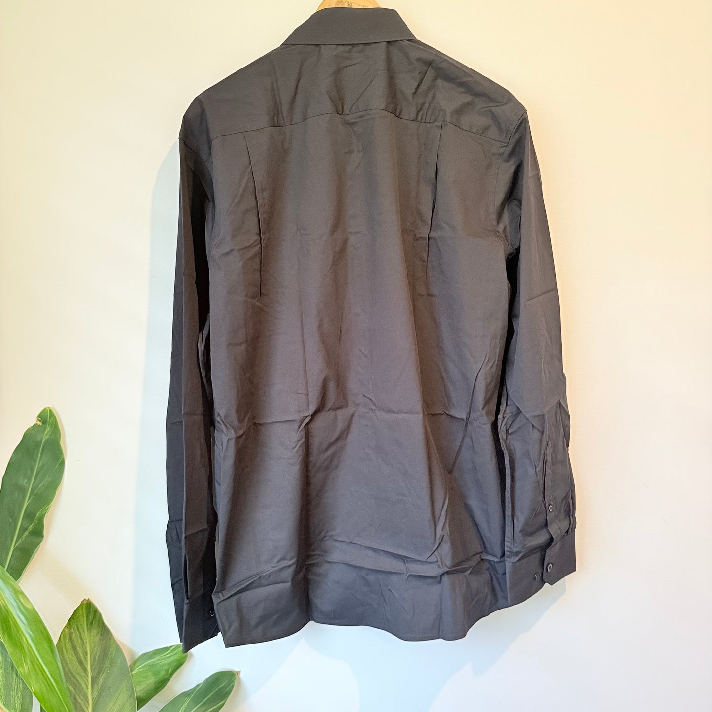 BIZ Collection Button-Up Shirt in Black - Size 3XL