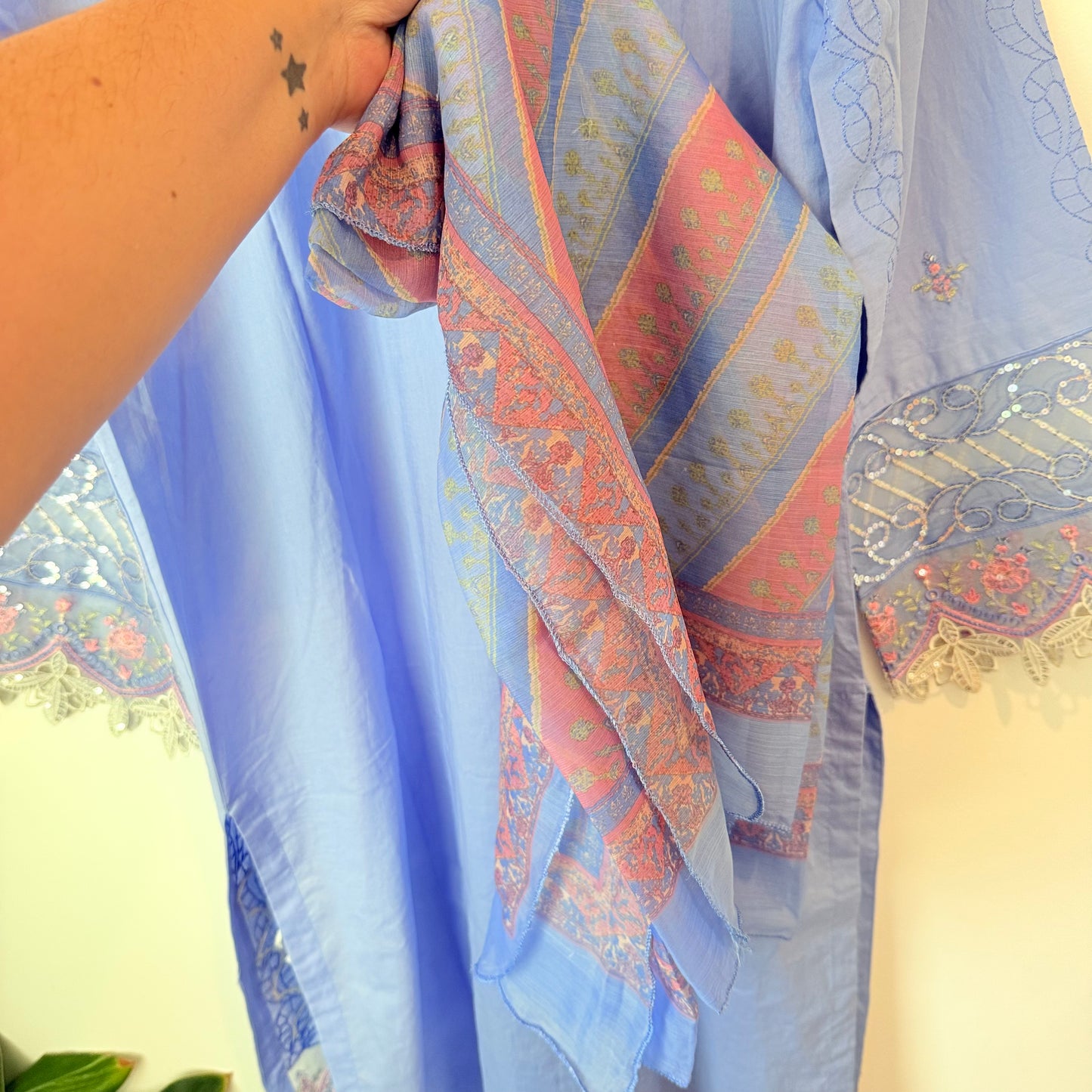 Bin saeed size 14 luxury cutwork salwar suit - blue - traditional & ceremonial clothing top women’s apparel