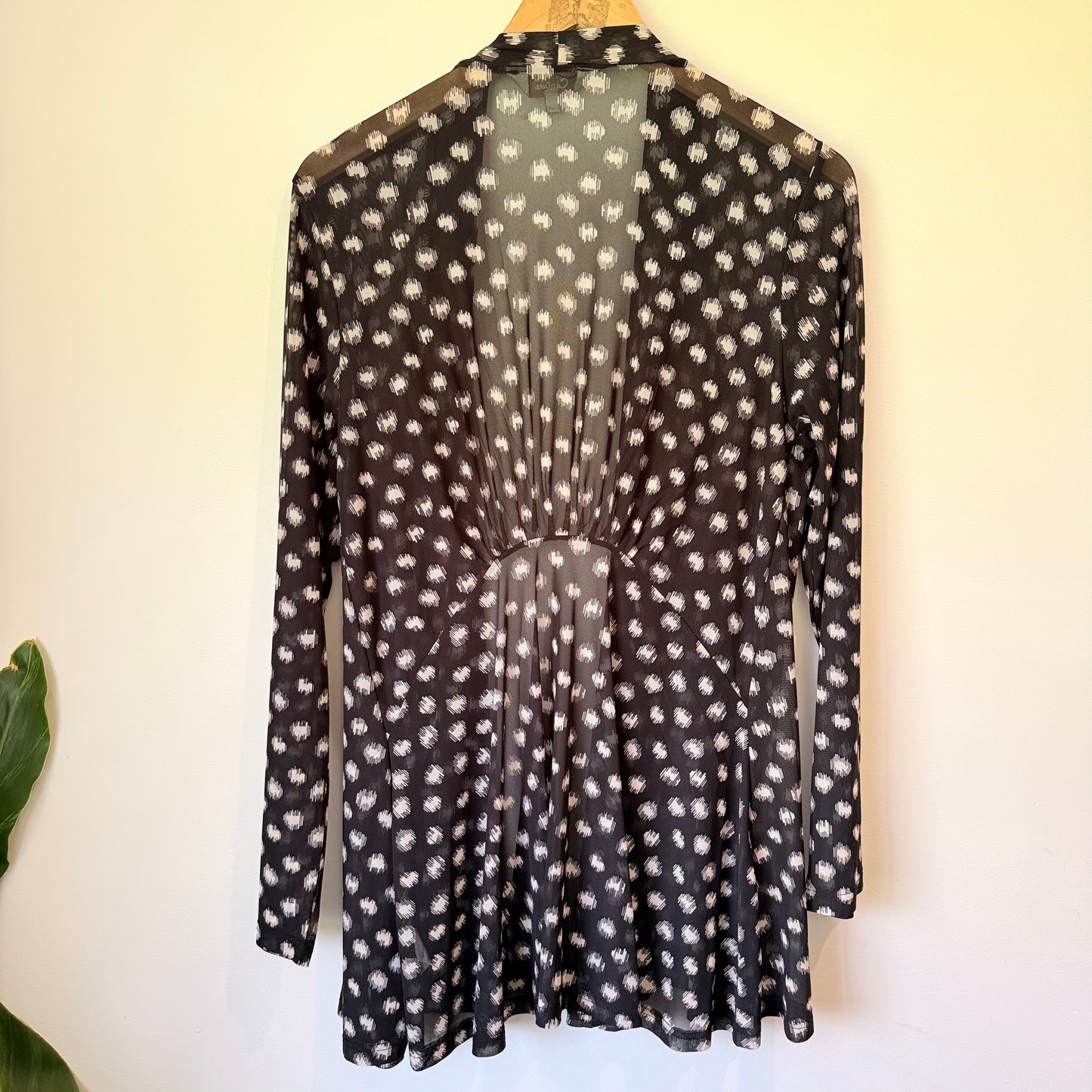 Capture Abstract Spot Sheer Cardigan - Size 16