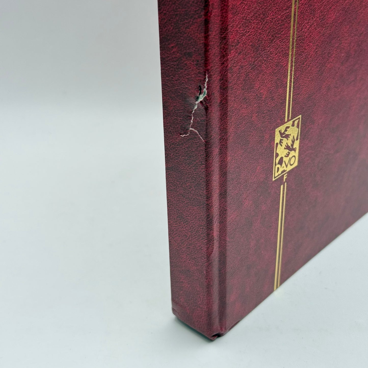 DAVO LUXE Stamp Stock Book Red