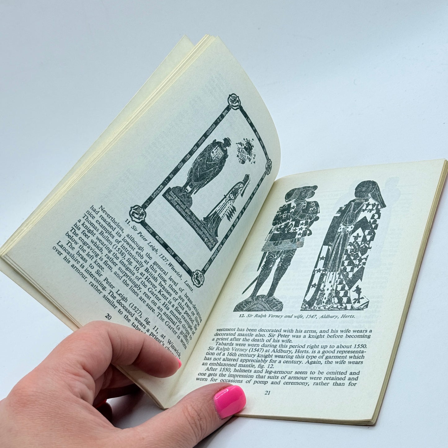 Discovering Brasses and Brass Rubbing by Malcolm Cook