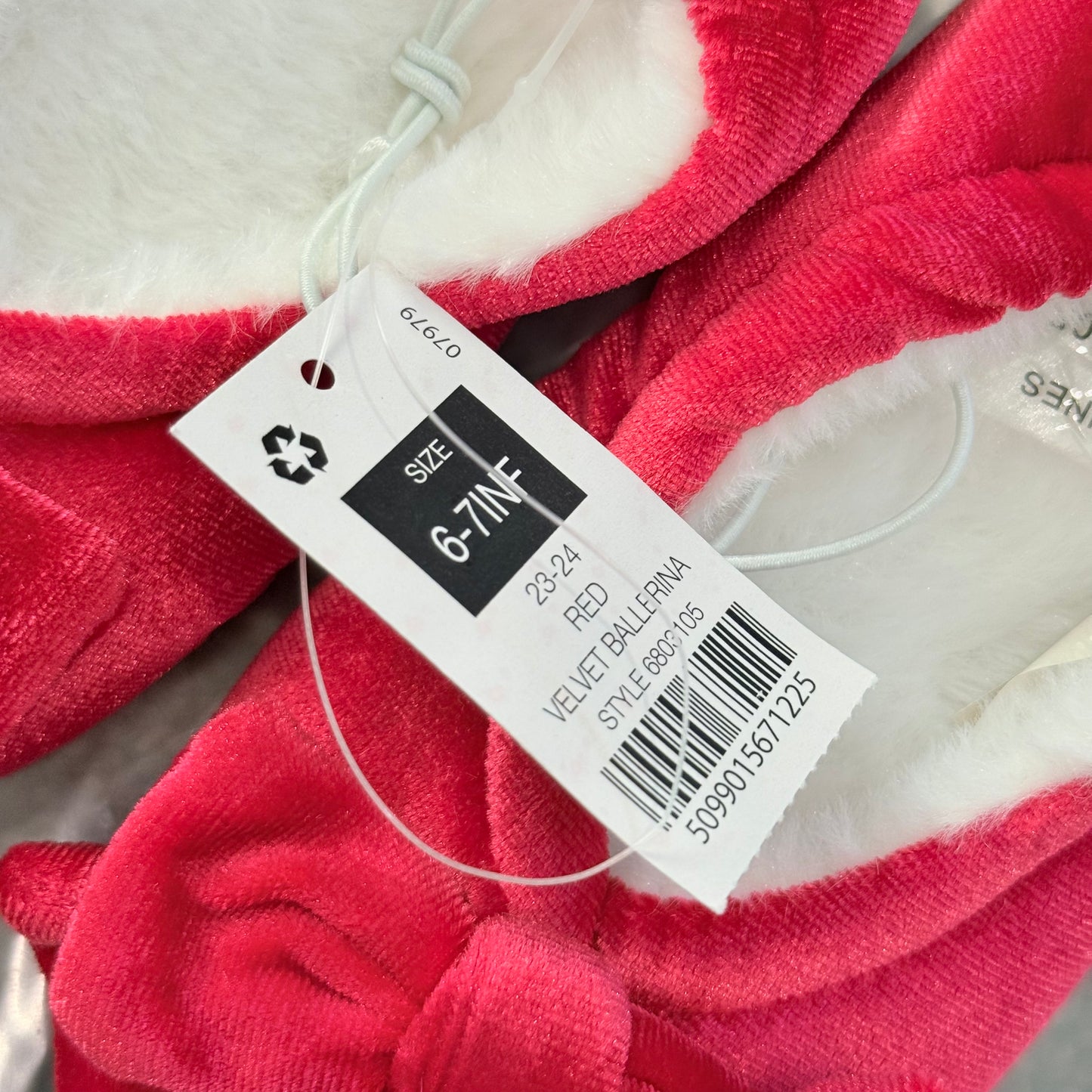 Dunnes girls red velvet ballerina slippers with bow – size 6-7 inf - first steps & crawlers shoes children’s apparel