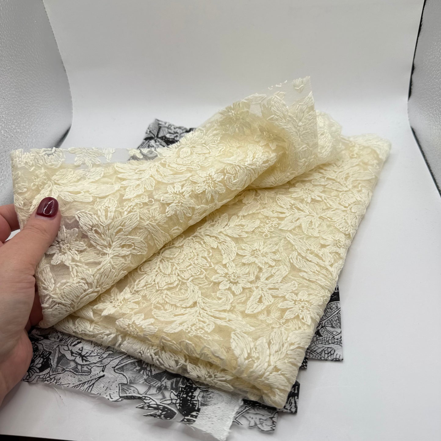 Assorted fabric remnant bundle – quilting & craft scraps - fabric original photo - what’s new crafts