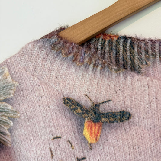 Floral Bee Sweater 3D Applique Knitwear Size M