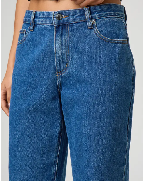 Glassons suzy mid wash jean - size 8 - jeans bottom women’s apparel