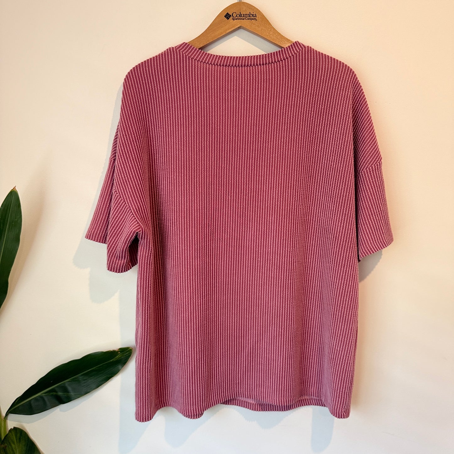 Brand Unknown Size L V-Neck Short-Sleeve Top