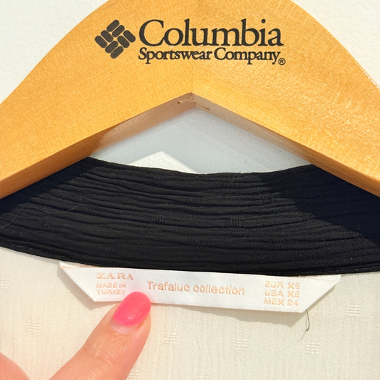 Zara Trafaluc Collection Size XS White Long-Sleeved Blouse