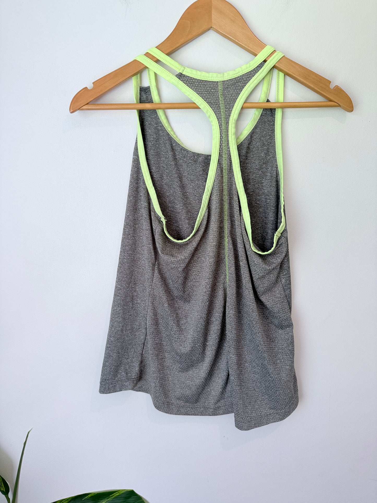 Superfit Activewear Size S Racerback Tank Top