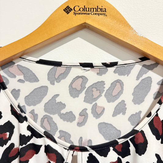 Size U/Arm 54cm Leopard Print Short-Sleeve Blouse