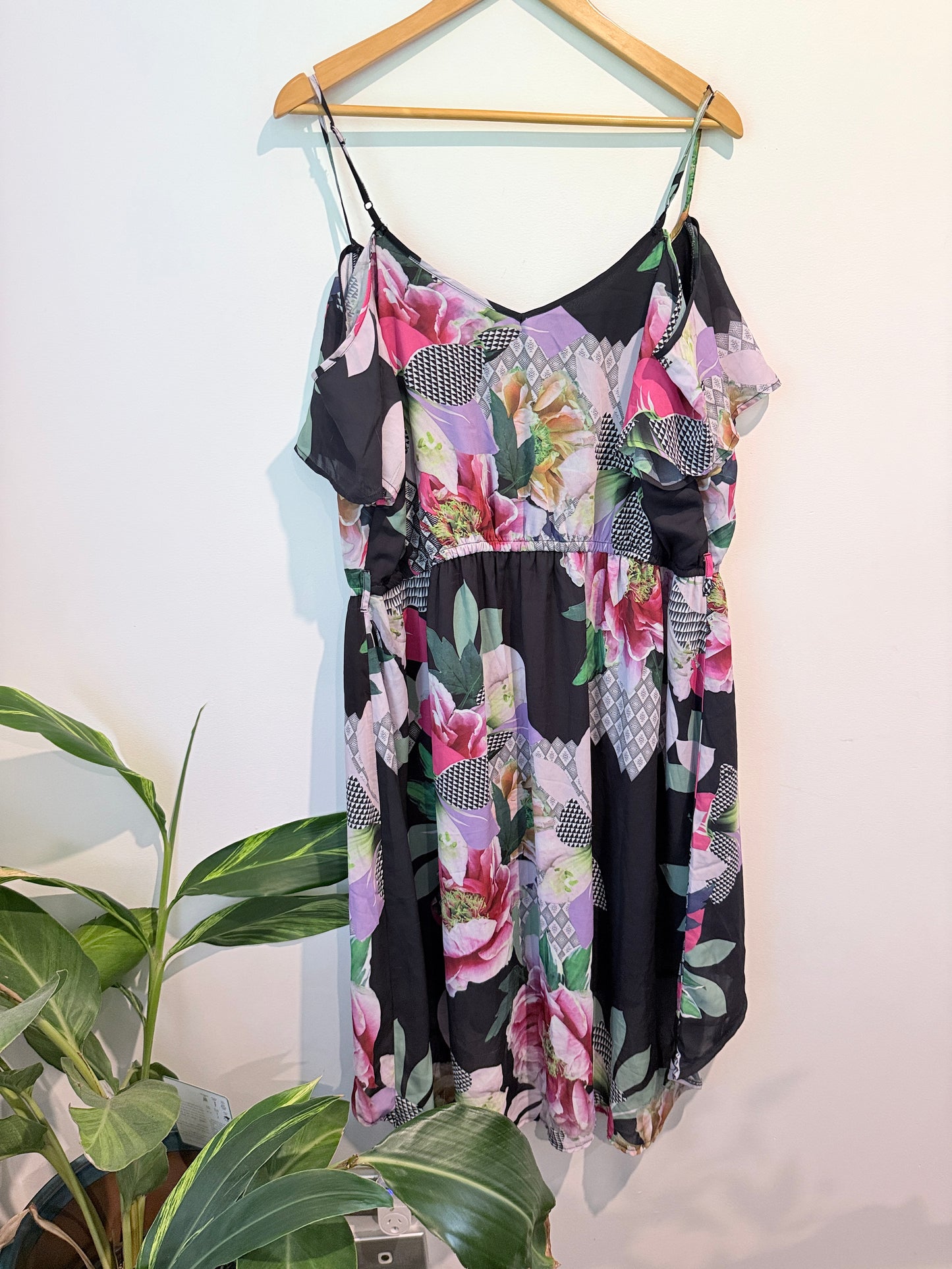 City Chic Size U/Arm to U/Arm 61cm Floral Print Dress