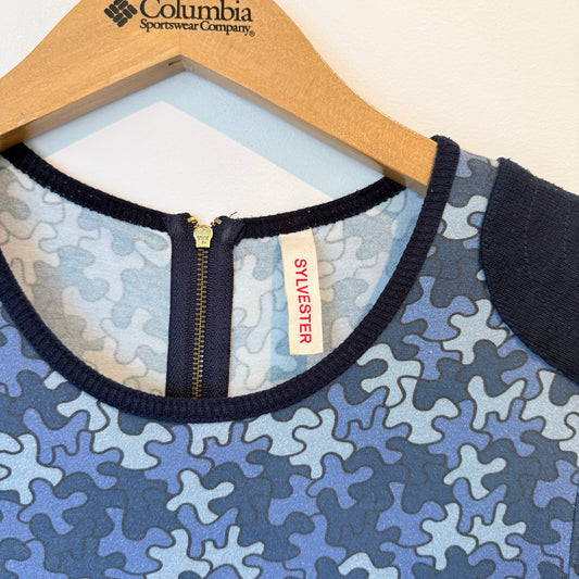 Sylvester Puzzle Print Short Sleeve Dress Blue – XS