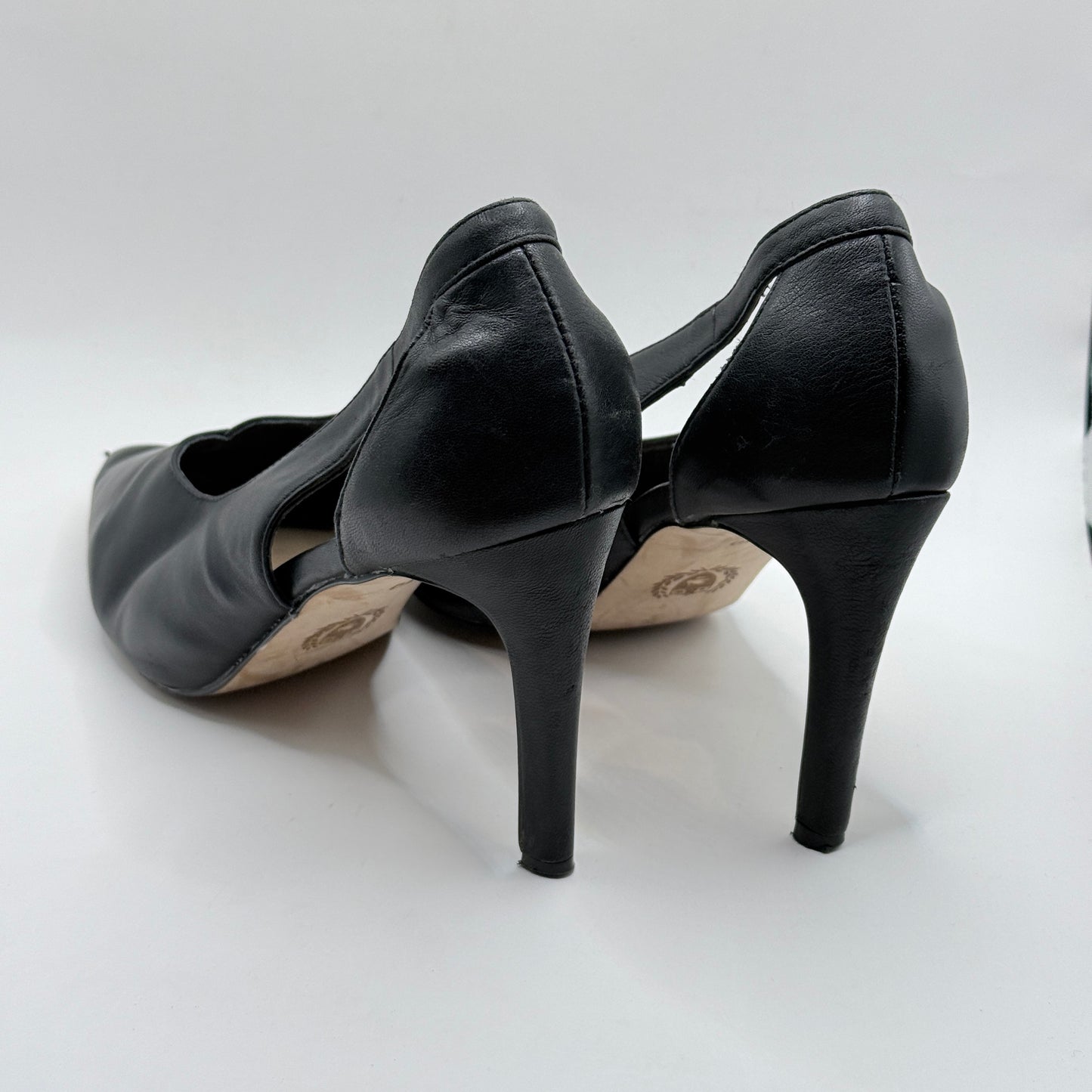 Mi Piaci Black Leather Cut-Out Pointed Toe Heels – Size 40