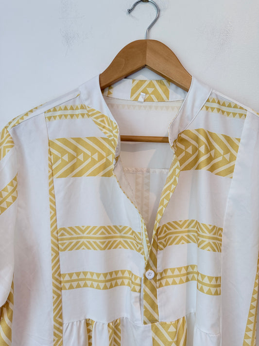 Brand Unknown Size U/Arm to U/Arm 63cm Tribal Print V-Neck Dress