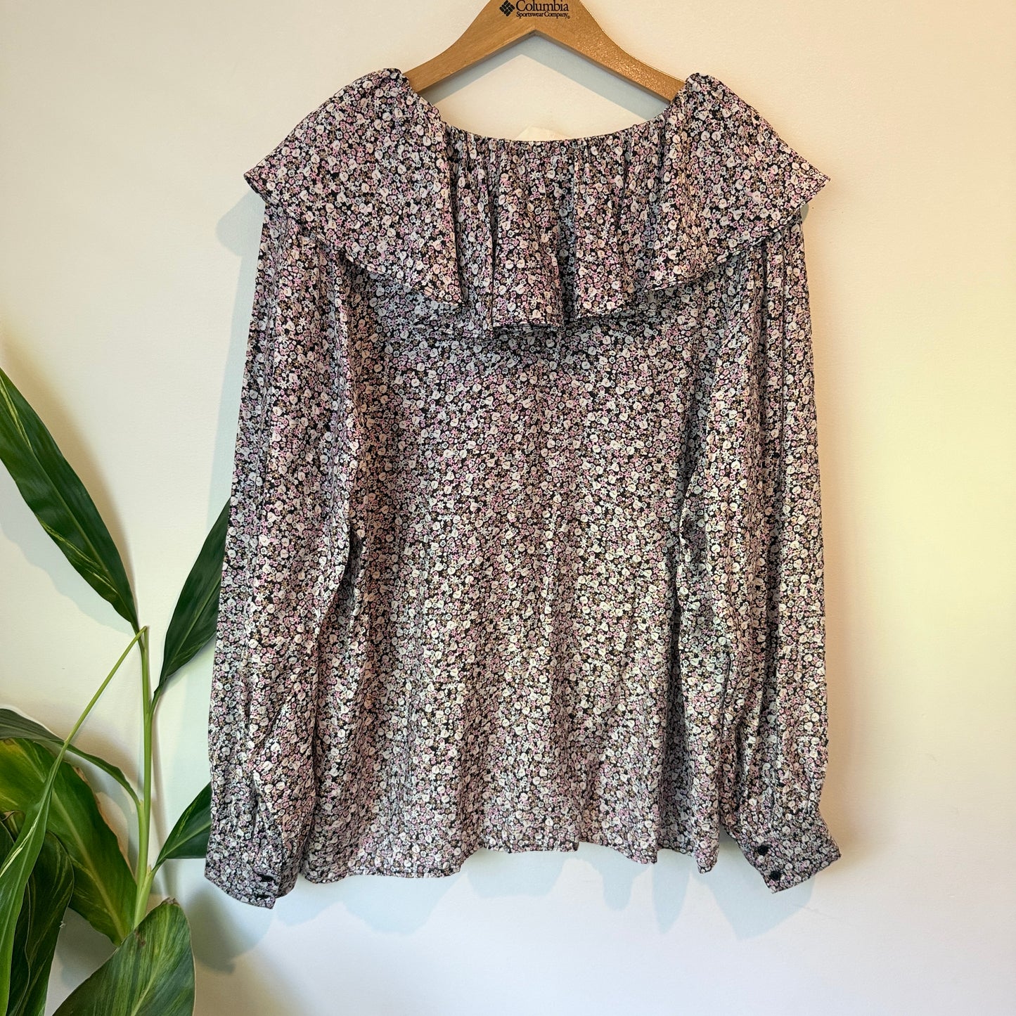 H&M Floral Long Sleeve Blouse – Size L