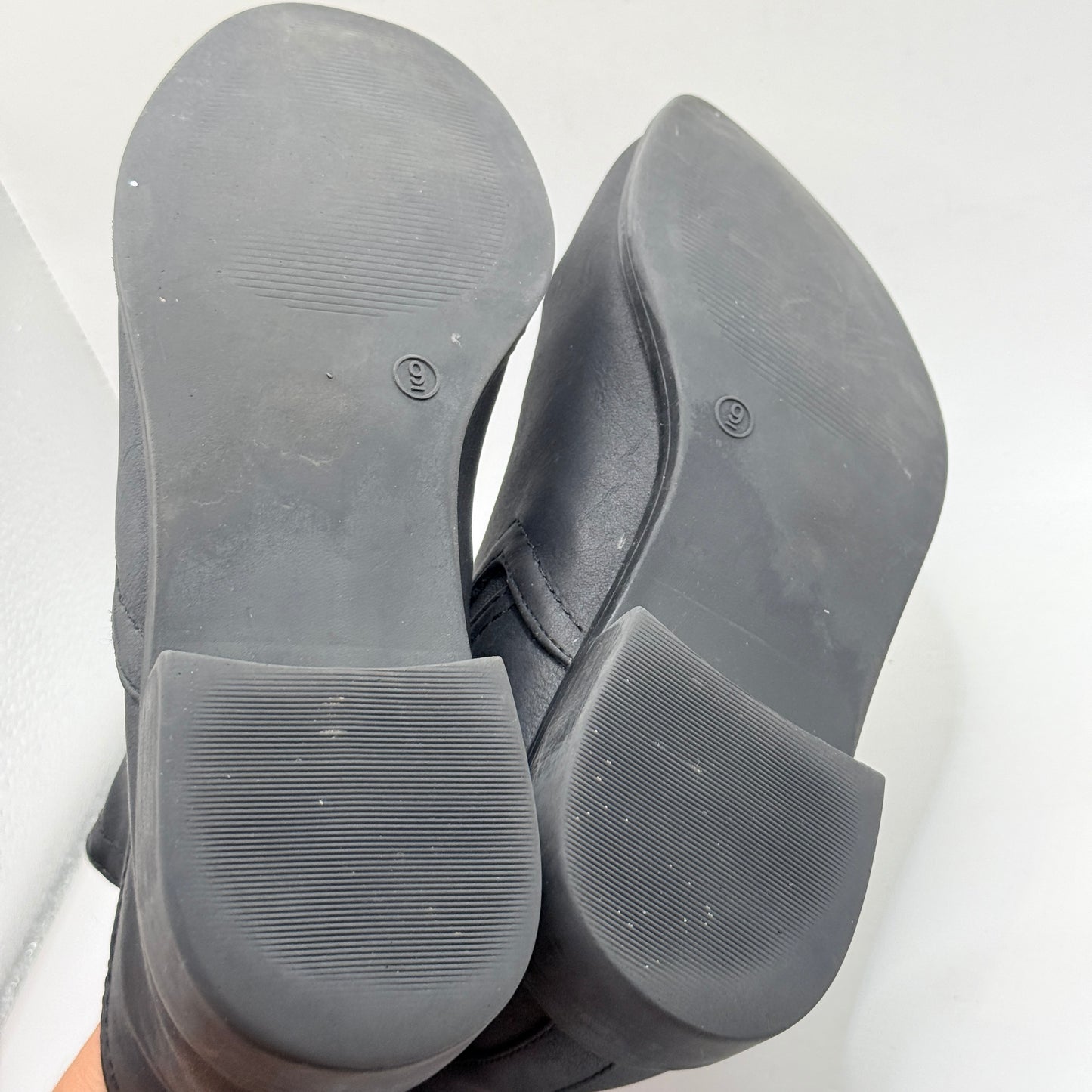 Anko Black Gusset Ankle Boots - Size 9