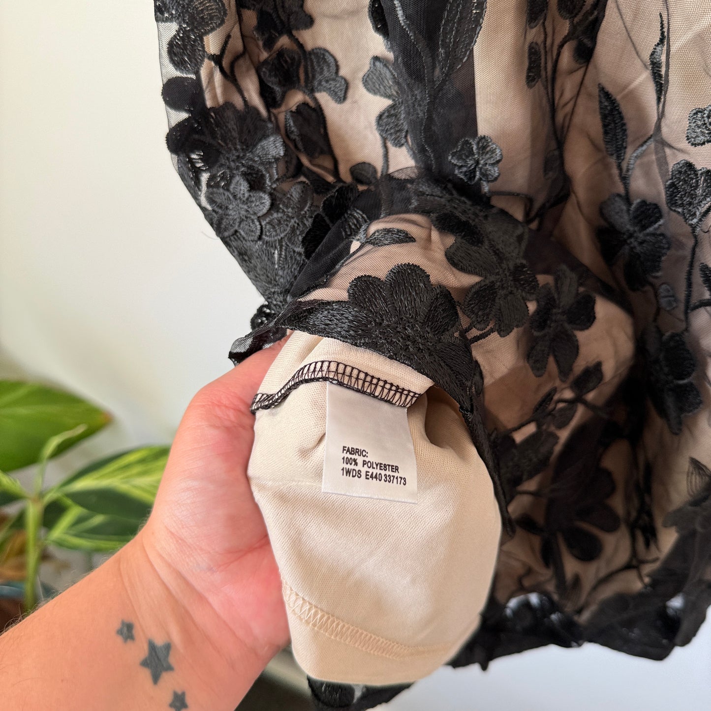 Mirrou Black Floral Lace Overlay Dress – Size L