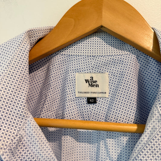 3 Wise Men Size 42 Long-Sleeved Button-Down Shirt