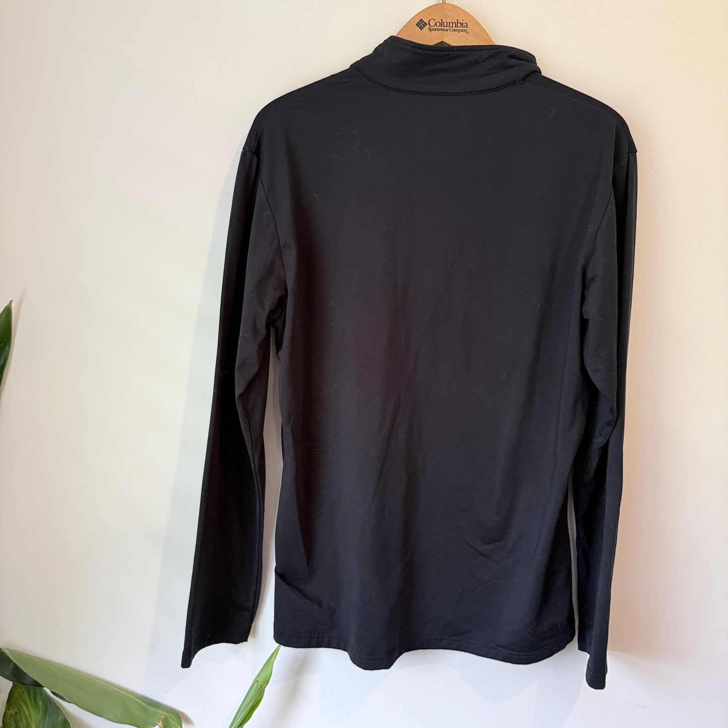 Benger Quarter-Zip Pullover Black - Size L