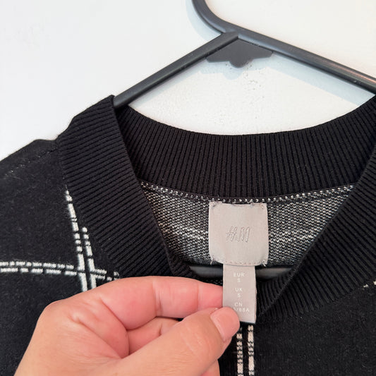 H&M Grid Knit Sweater Black - Size S