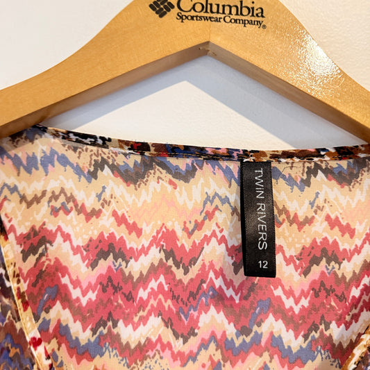 Twin Rivers Size 12 Sheer V-Neck Blouse