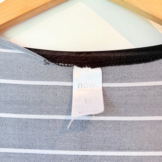 Now Size 18 Black & White Striped Long Cardigan