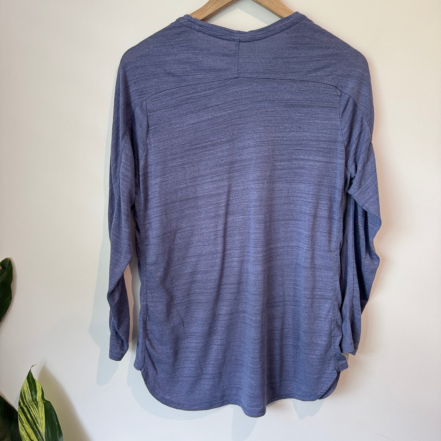 Next Size L Blue Heathered Long-Sleeve Activewear Shirt