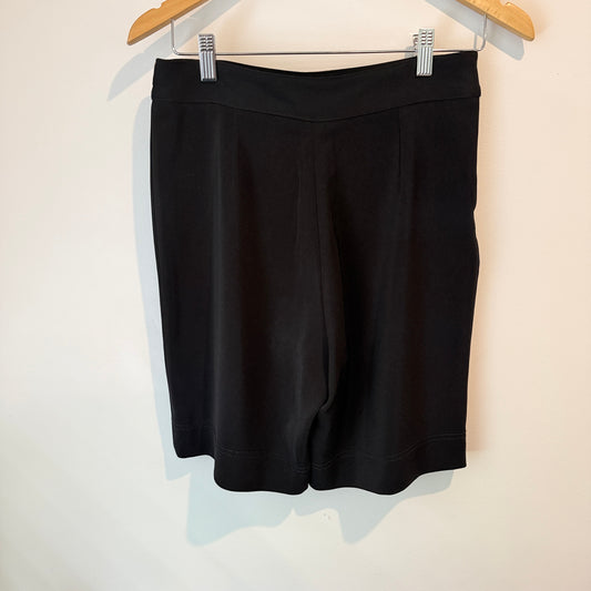 Brand Unknown Black Skirt – Waist 75cm