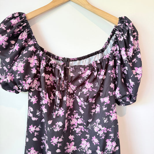 Black Floral Dress - XL (45cm U/Arm)
