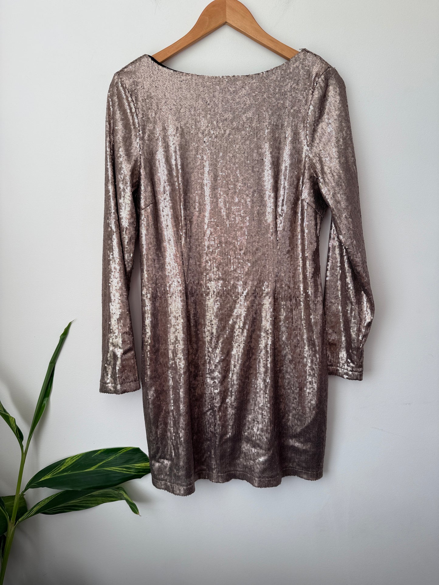 Kardashian Kollection Size L | Long-Sleeve Sequinned Mini Dress