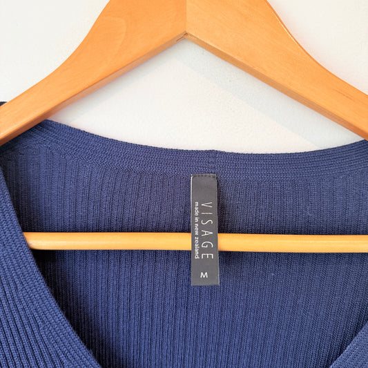 Visage (NZ Made) Size M 100% Merino Top