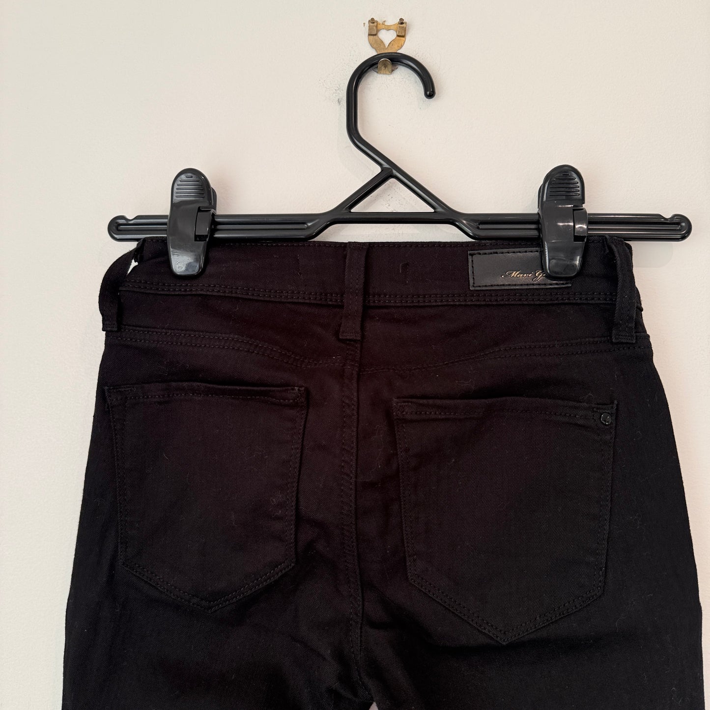 Mari Gold Waist 62cm Women’s Black Legging Jeans