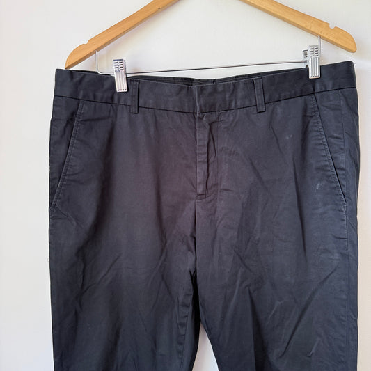 Gibson Size 92 Black Chinos