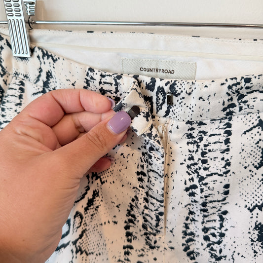 Country Road Snakeskin Print Trousers White Black - Size 4