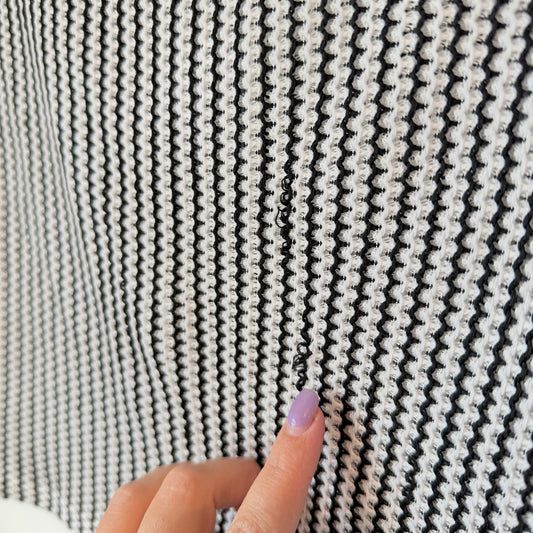 Glassons Black & White Knit Mini Skirt – Size M