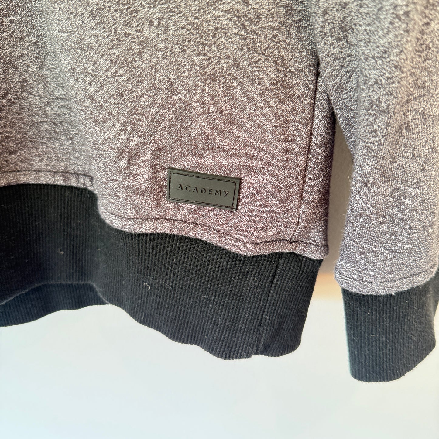 Academy Outfitters Size M Knit Crewneck Sweater