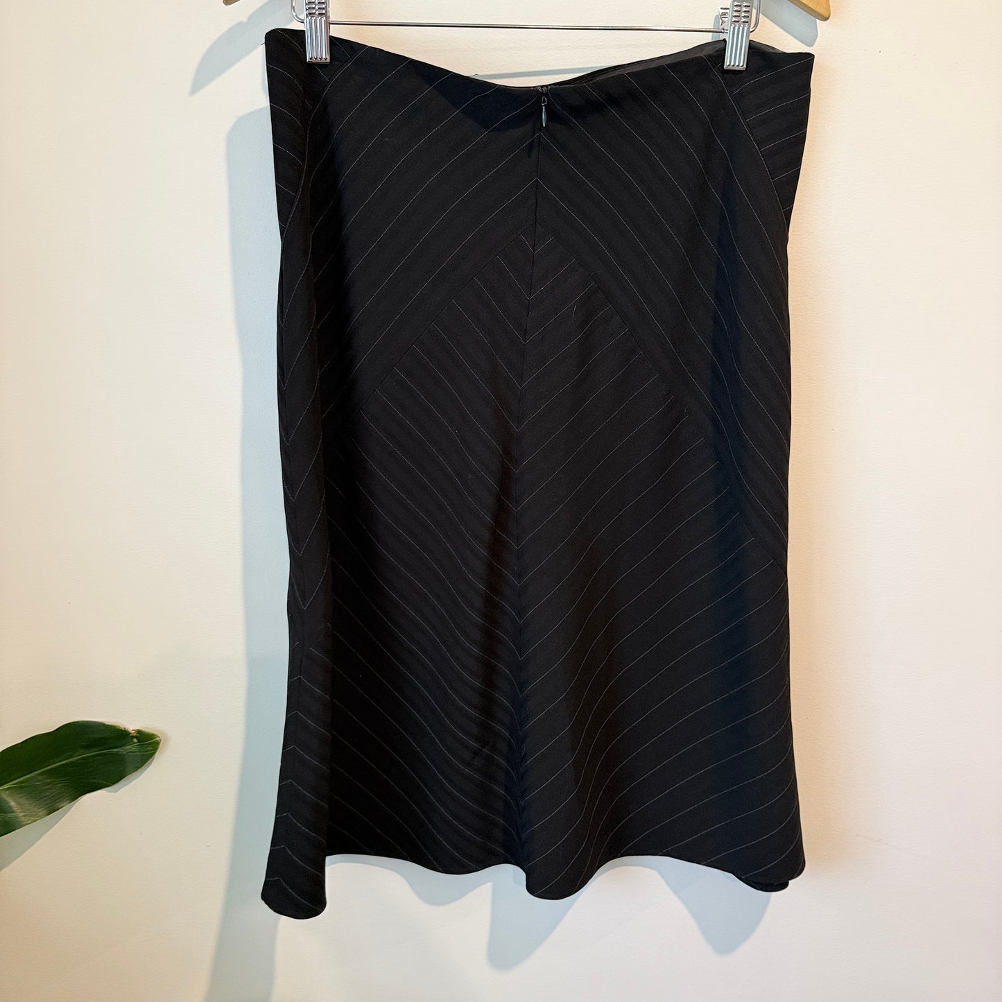 Liz Jordan Size 14 Full Skirt