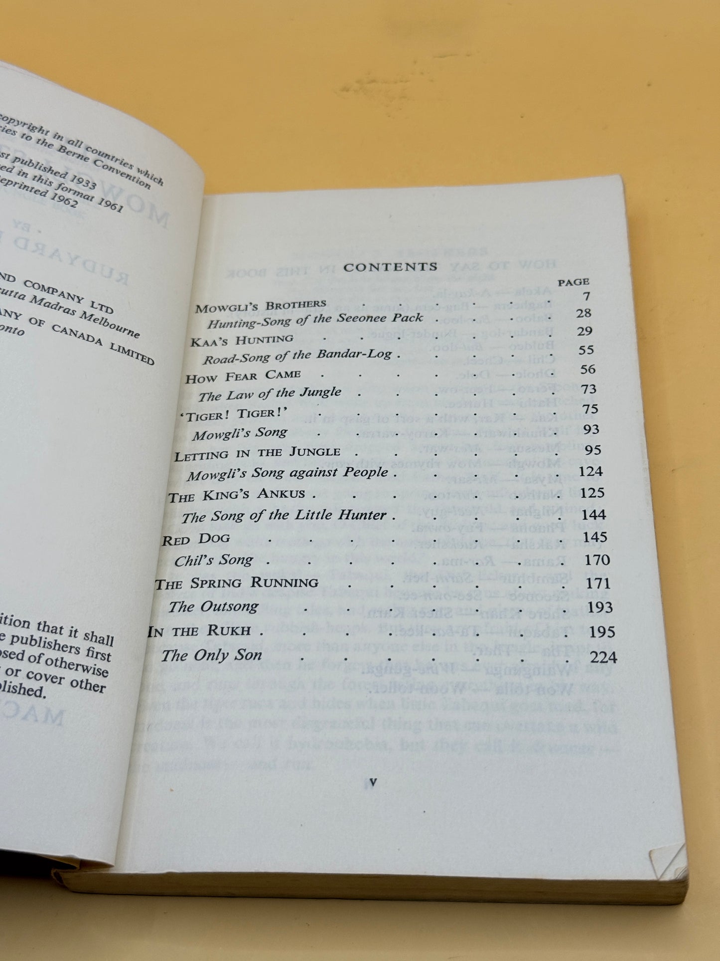All the Mowgli Stories by Rudyard Kipling (1962 Macmillan Edition)