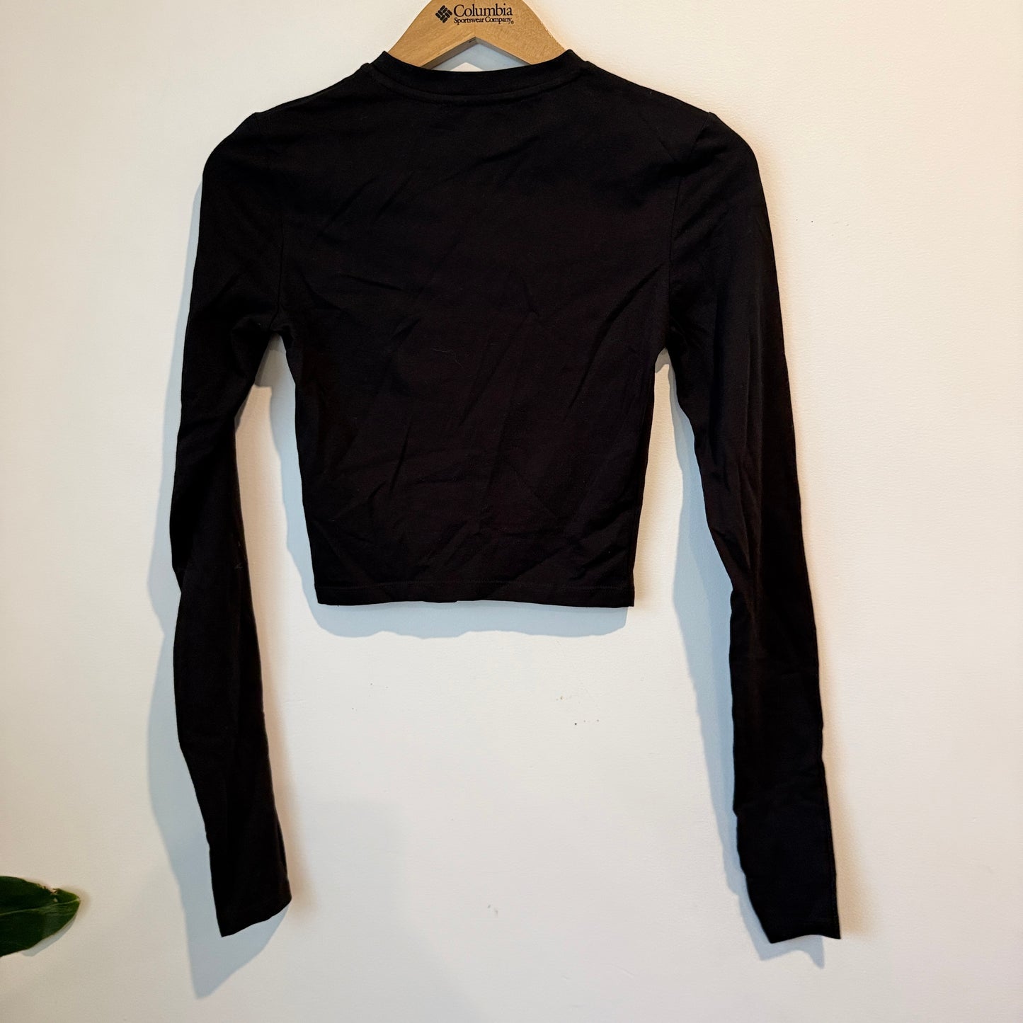 Kiabi Size XS Black Long-Sleeve Crop Top