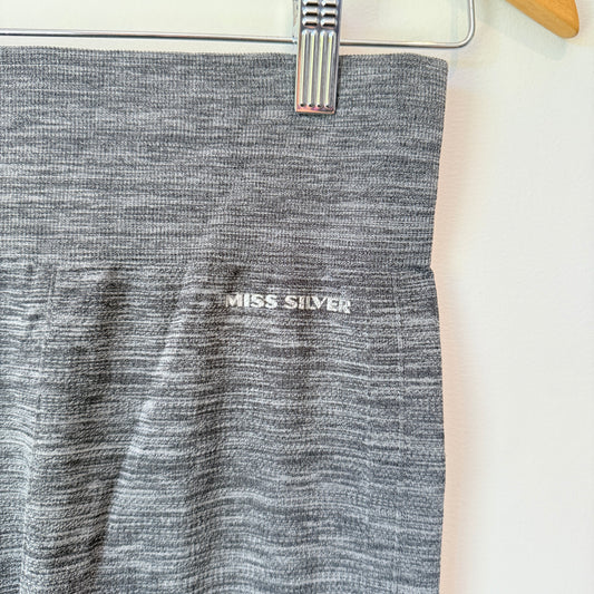 Miss Silver Size S/M Grey Seamless Fitness Leggings