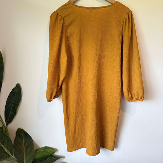 Oakridge Size M Dress