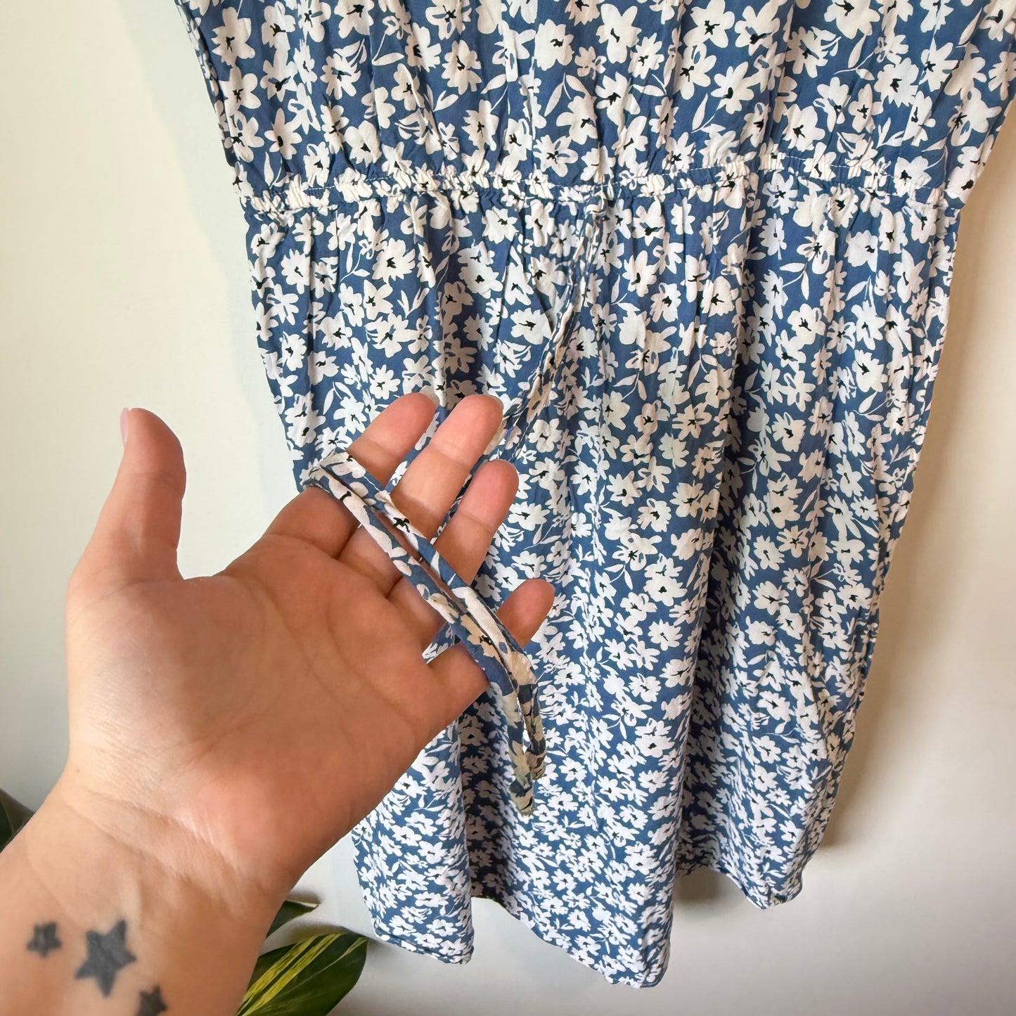 Network Size 12 Blue Floral Dress