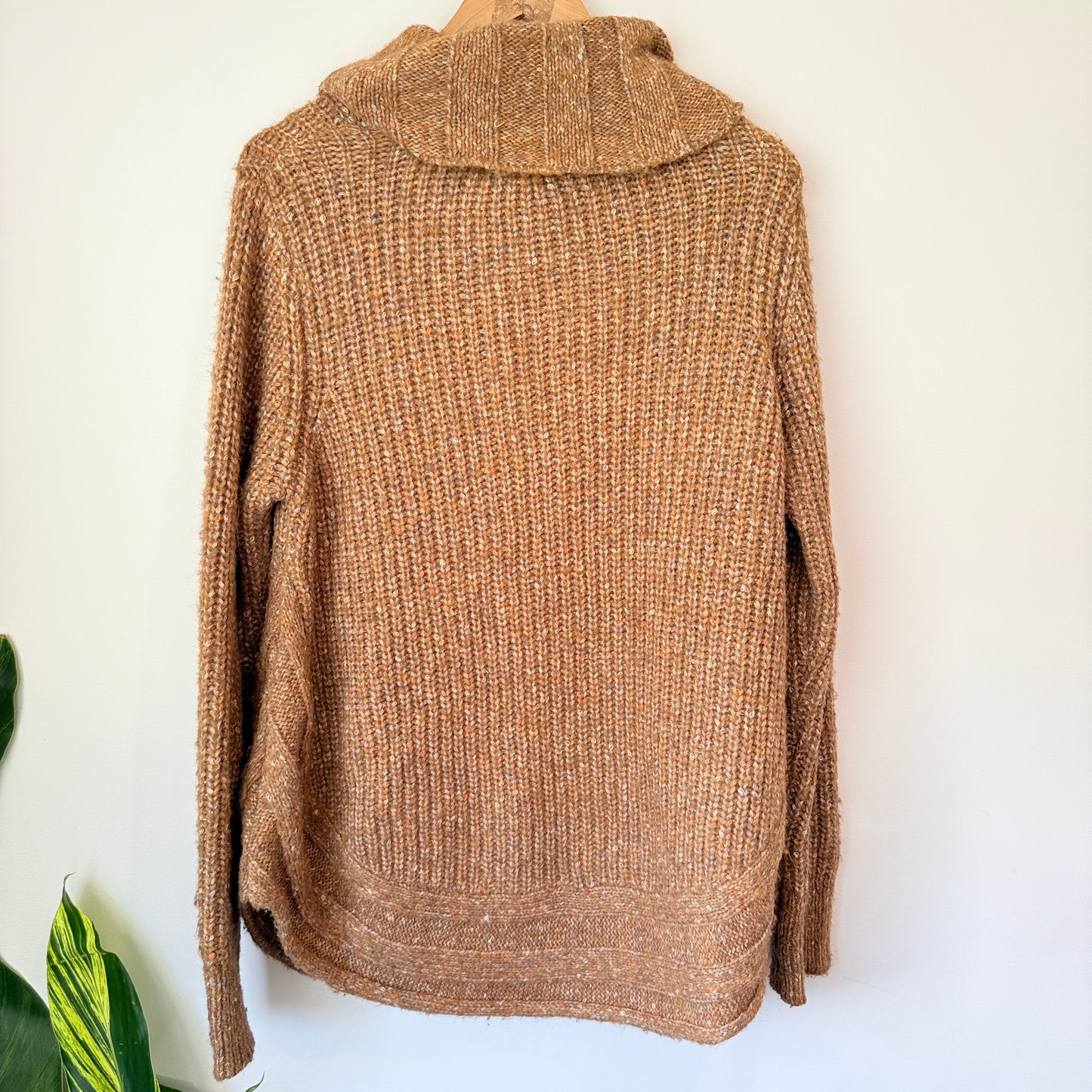 Studio Curve Cowl Neck Speckled Knit Sweater Size L