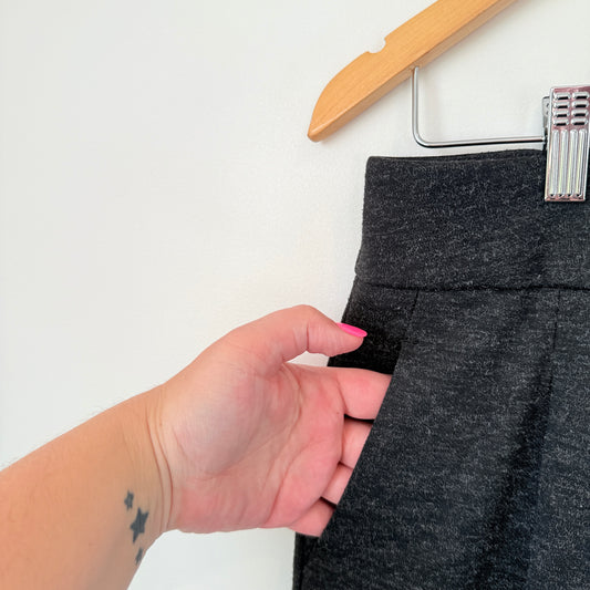 Country Road Size 4 Dark Gray Pleated Trousers