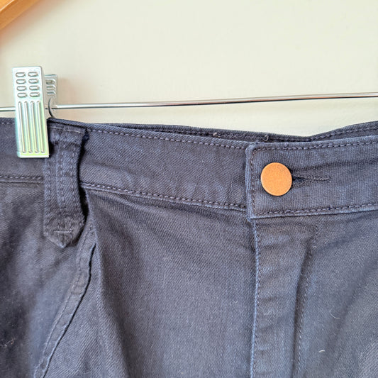 T.R. ENSEMBLE Cotton Twill Pants Black - 26