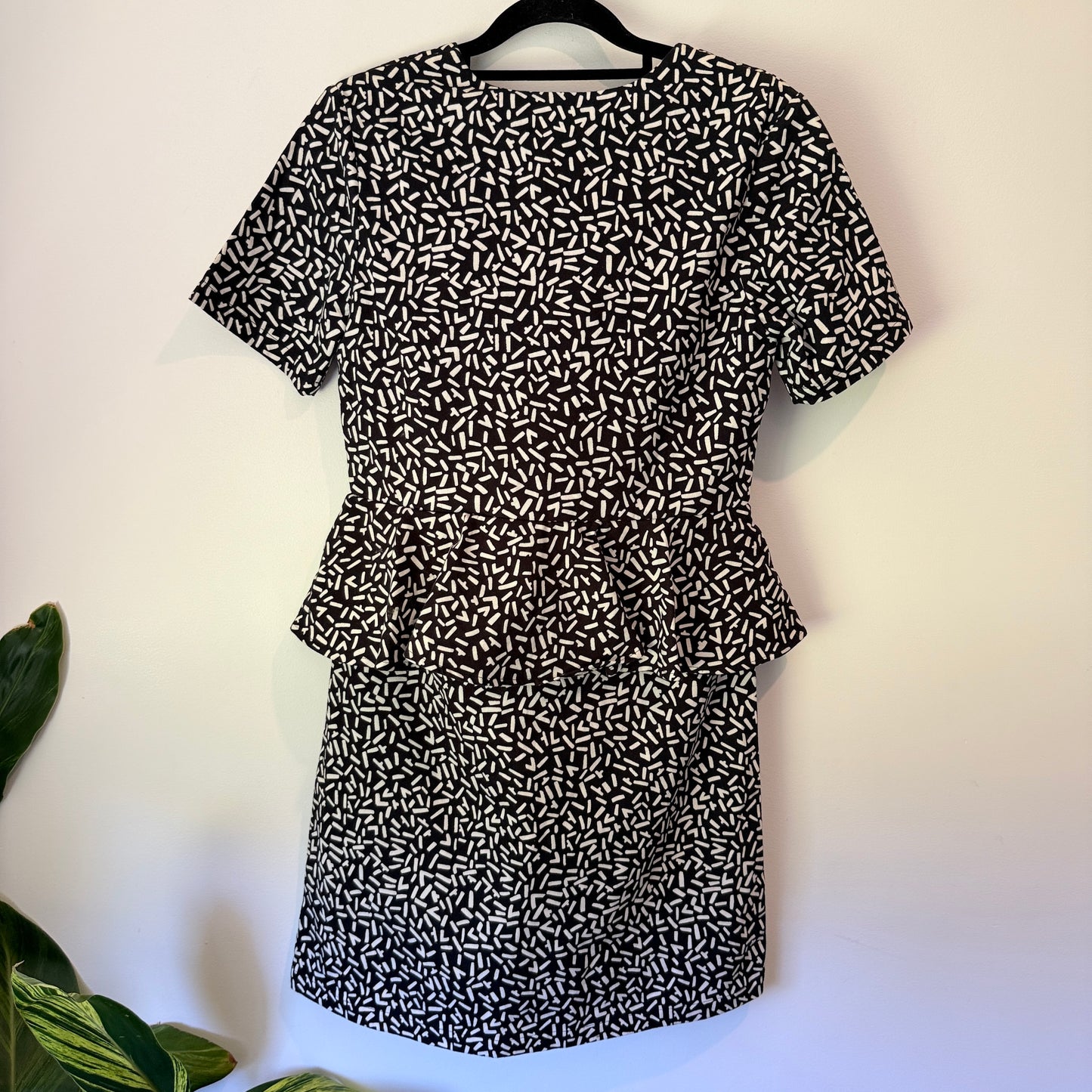 ARC & BOW Peplum Mini Dress Black/White Size 6