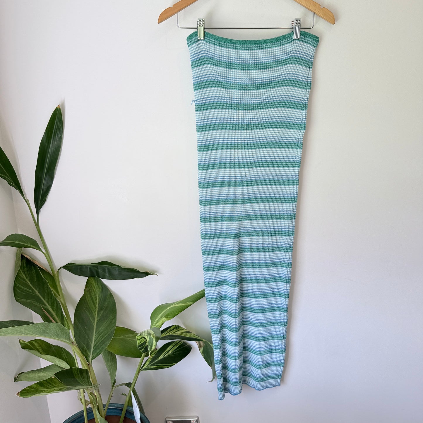 Brand Unknown Size U/Arm to U/Arm 37cm Striped Knit Maxi Dress