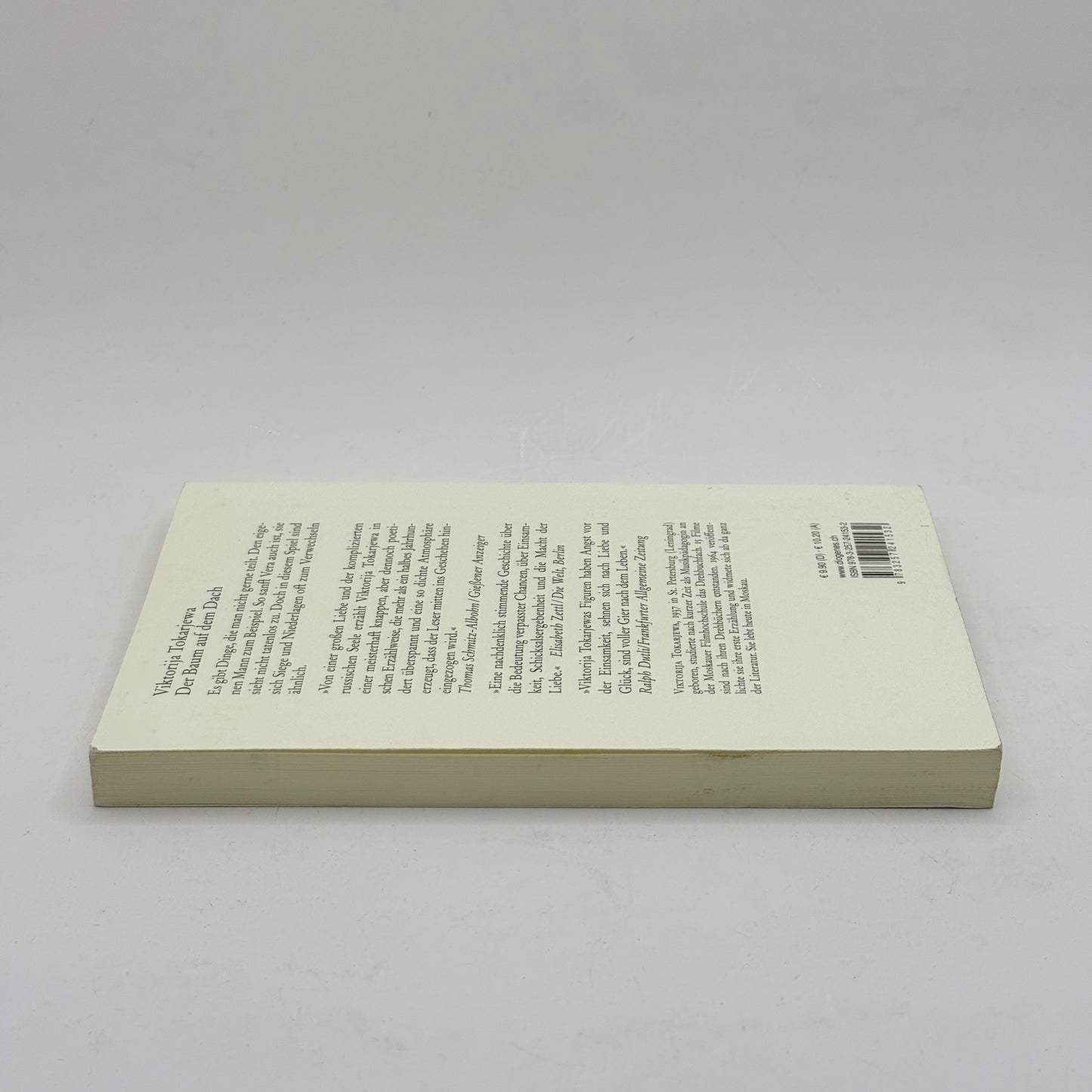 Der Baum auf dem Dach by Viktorija Tokarjewa - German Edition