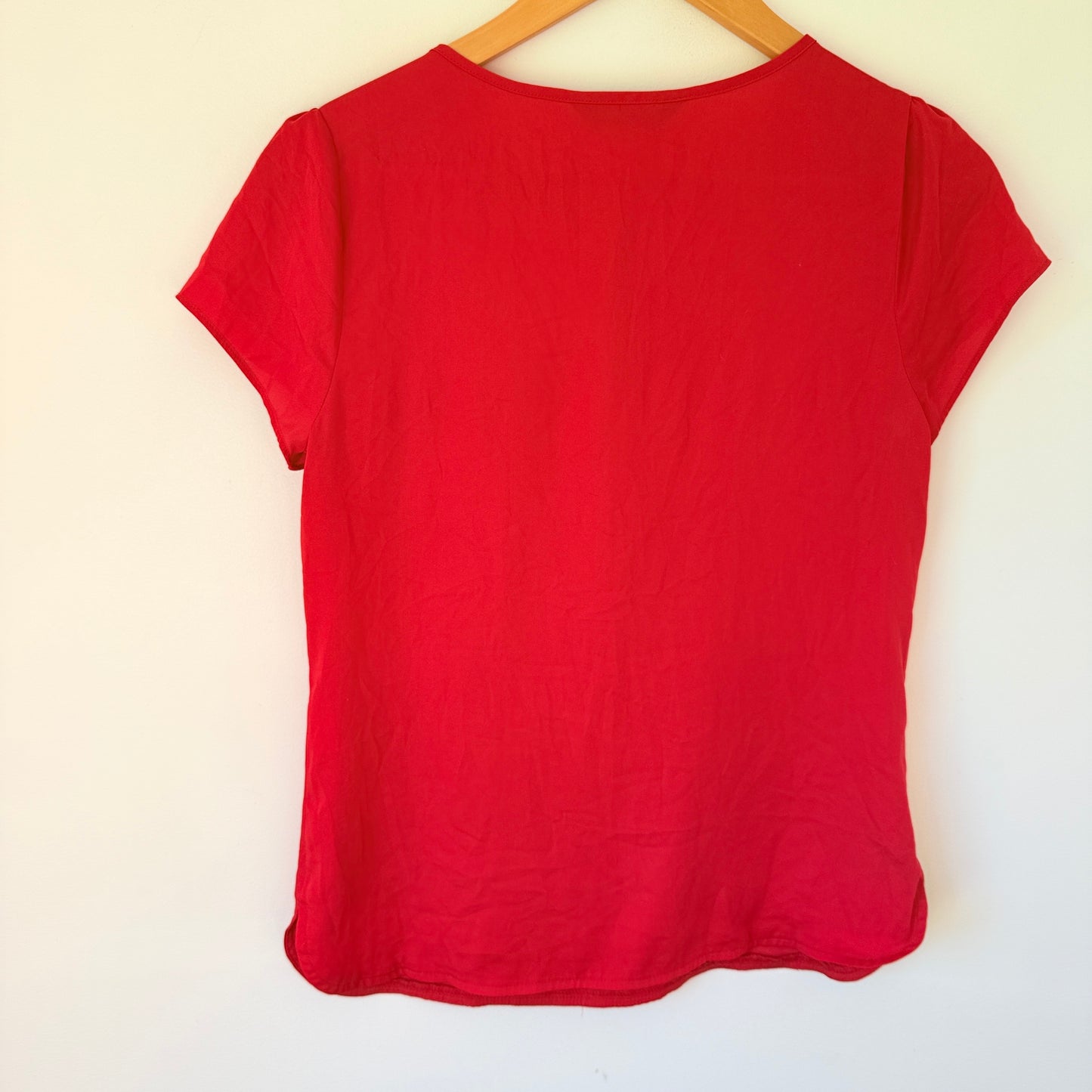 Jacqui.E Size 6 – Solid Color Notch Neck Blouse